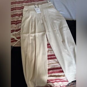 Zara Elegant Cream Pleated pants